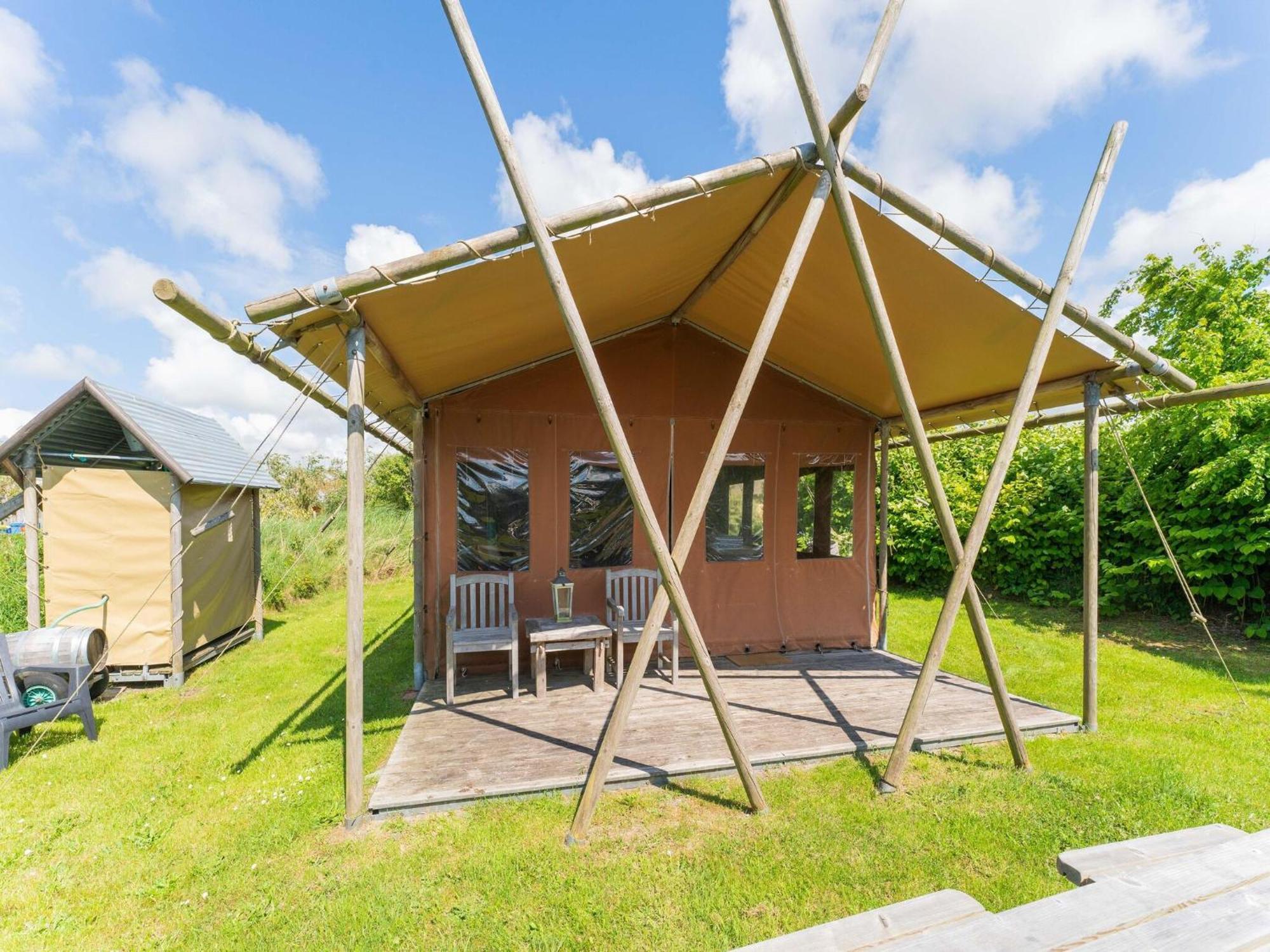 Quaint Bungalow In Callantsoog With Garden Bagian luar foto