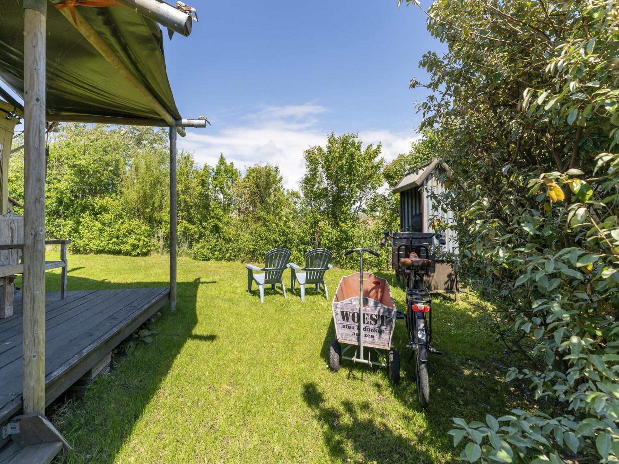 Quaint Bungalow In Callantsoog With Garden Bagian luar foto